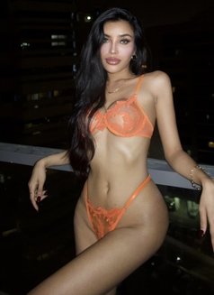 Agatha - Transsexual escort in Dubai Photo 21 of 24