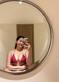 Agatha - escort in Mumbai Photo 14 of 14