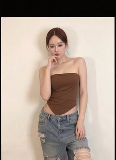 Agatha - escort in Hanoi Photo 5 of 5