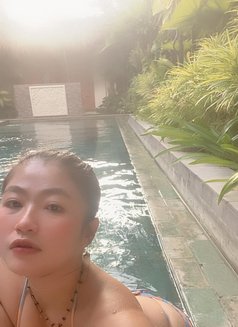 Agatha new - puta in Bali Photo 2 of 3