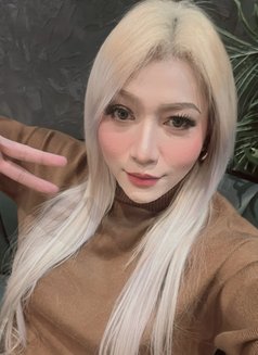 Agatha - escort in Macao Photo 7 of 8