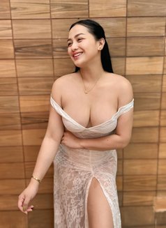 Agatha (Tight Pussy- ARRIVED) - puta in Hong Kong Photo 9 of 13