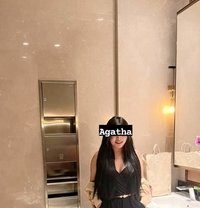 Agathamorena - puta in Manila