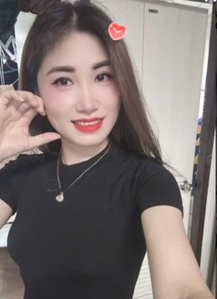 Agela - escort in Cairo Photo 4 of 4