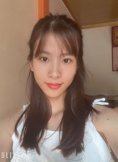 Aghata - escort in Kuwait Photo 3 of 4