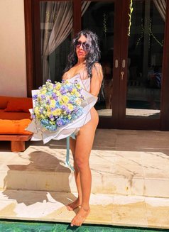Agnezia Ellena - Transsexual escort in Bali Photo 9 of 10