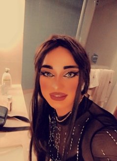Nay - Transsexual escort in Beirut Photo 17 of 19