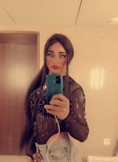 Nayi - Transsexual escort in Beirut Photo 18 of 18