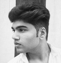 Ahaaan - Male escort in Mumbai