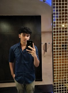 Ahaan Giggolo - cute , experienced - Male escort in Mumbai Photo 5 of 6
