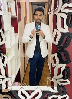 Ahaan - Male escort in Gurgaon Photo 1 of 4