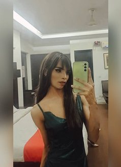 Ahaana Dutta - Acompañantes transexual in New Delhi Photo 4 of 9