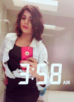 SONA ACTIVEBIGCOCK - Transsexual escort in New Delhi Photo 14 of 20