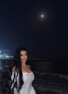 Ahlam - puta in Abu Dhabi Photo 10 of 14