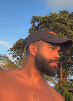 Ahmad Jo97 - Male escort in Dubai Photo 2 of 4