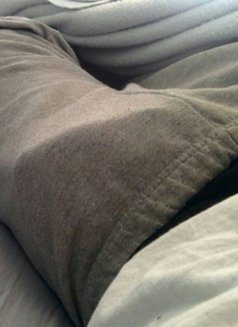 Ahmad - Male escort in Amman Photo 2 of 4