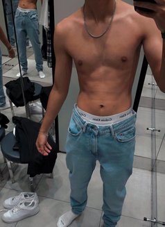 Ahmad - Acompañantes masculino in Dubai Photo 4 of 4