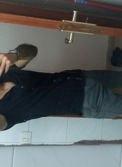 Ahmad - Male escort in Beirut Photo 1 of 3