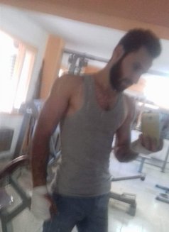 Ahmad - Male escort in Beirut Photo 2 of 3