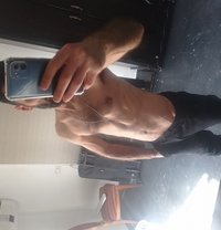 Ahmad - Agencia de acompañantes masculinas in Beirut