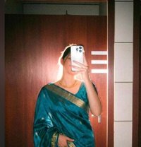 ꧁♛𝐌𝐀𝐇𝐈 Ahmadabad 𝙏𝙍𝙐𝙎𝙏𝙀𝐃♛꧂ - puta in Ahmedabad