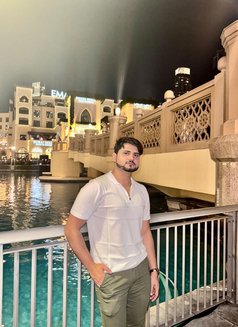 Ahmdyar - Acompañantes masculino in Dubai Photo 7 of 18