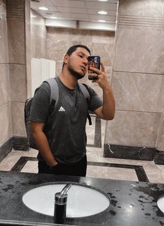 Ahmed.A - Acompañantes masculino in Cairo Photo 2 of 3