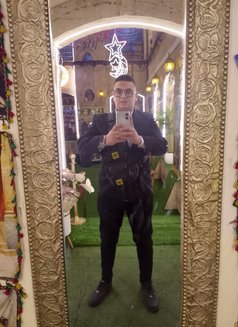 Ahmed - Male escort in Cairo Photo 1 of 5