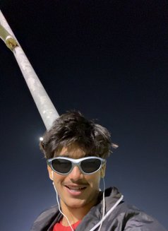 Ahmed - Male escort in Dubai Photo 4 of 4