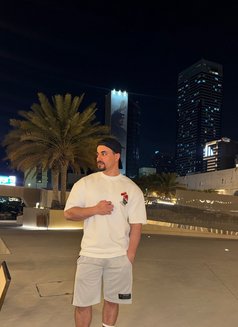 Ahmed for Couples. Men ladies - Acompañantes masculino in Abu Dhabi Photo 6 of 6
