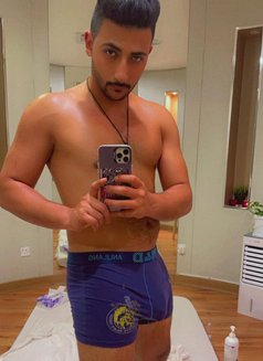 Ahmed - Male escort in Dubai Photo 4 of 4
