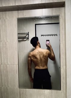 Ahmed - Male companion in Surat Photo 5 of 8