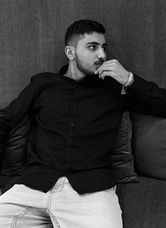 Ahmed - Male escort in Dubai Photo 2 of 3