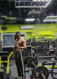 AHMED THE DESTROYER 22.5 - Acompañantes masculino in Dubai Photo 4 of 5