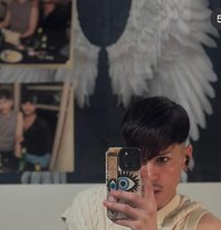 Ahmed - Male escort in Muscat
