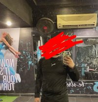 Ahmed Yousry - Intérprete masculino de adultos in Cairo