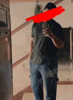 Ahmed Yousry - Intérprete masculino de adultos in Cairo Photo 2 of 2