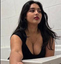 Ahmedabad All Girl Sarvice 24h Available - escort in Ahmedabad
