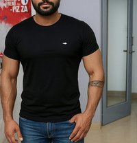 Ahmedabad - Acompañantes masculino in Ahmedabad