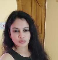 Ahmedabad Genuine Escort With Real Meet - puta in Ahmedabad Photo 1 of 3