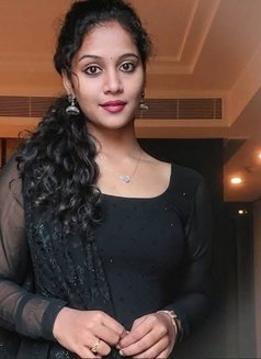 Ahmedabad Vip Escort - puta in Ahmedabad Photo 1 of 3