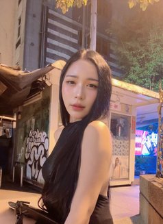 Ahmei - escort in Hong Kong Photo 1 of 11