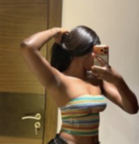 Clara available in bangalore tin factory - escort in Bangalore