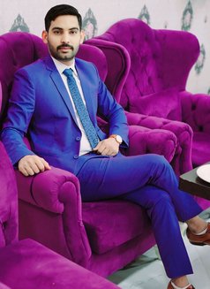 Ahsan - masseur in Abu Dhabi Photo 4 of 11