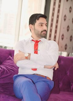 Ahsan - masseur in Abu Dhabi Photo 9 of 11