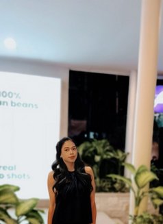 Ahsyanamelody Shemale Bali - Transsexual escort in Bali Photo 17 of 17
