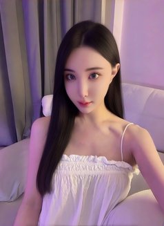 Aiby Jin - Transsexual escort in Hong Kong Photo 1 of 6