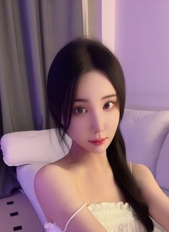 Aiby Jin - Transsexual escort in Hong Kong Photo 2 of 6