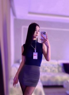 Aiby Jin - Acompañantes transexual in Hong Kong Photo 7 of 10