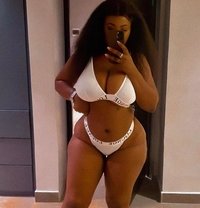 Aicha - escort in Doha